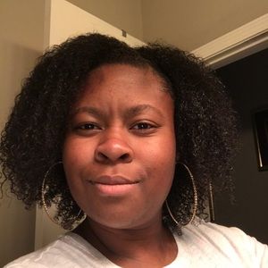 Meet your Posher, Martika